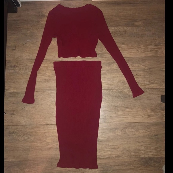 Two piece set - Picture 4 of 6